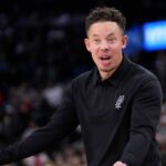 Spurs's Mitch Johnson's najnovší, aby zdedil kultového hlavného trénera