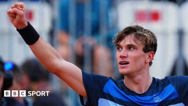Jack Draper celebrates victory over Corentin Moutet at the Italian Open