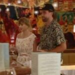Taylor Swift a Travis Kelce si všimli neskoro večer na Harry's West Palm Beach