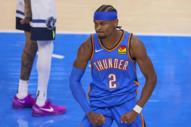 Shai Gilgeous-Alexander z Oklahoma City, Shai Gilgeous-Alexander, po hre proti Minnesote Timberwolves v prvej polovici 2. hry série play-off zo západnej basketbalovej konferencie v NBA vo štvrtok 22. mája 2025 v Oklahoma City.