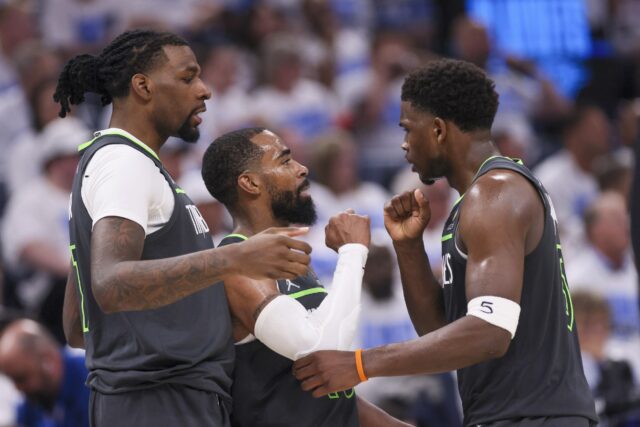 Timberwolves Thunder Game 1 NBA Západná konferencia