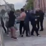 Kapitán trupu Lewie Coele sa údajne vzdialil od boja