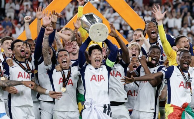 Tottenham Hotspur End 17-ročný trofej sucha, ktorý vyhral Manchester vo finále Európskej ligy

