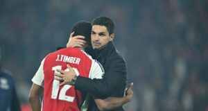 Tréner Arsenal Arteta hovorí, že sú najlepší v tíme v Lige majstrov „vonku“

