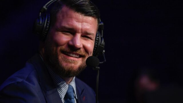 UFC Hall of Famer v stánku

