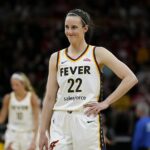 Caitlin Clark zostavil ikonický okamih počas tohto víkendu, ktorý sa vrátil do Iowy