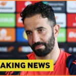 Yann Bisseck oslavuje víťazstvo Inter Milána nad Barcelonou