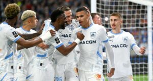 Útočník bývalého utd „slzy späť do Anglicka“ a dúfa, že ľudia sa môžu pohybovať “

