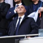 Úžasné čisté raketové rakety Čistej hodnoty Daniela uprostred Tottenham Investment