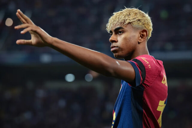 Lamine Yamal Right Winger od Barcelony a Španielska prvýkrát, v UEFA Champion, ako je Španielsko, Španielsko, Španielsko, Španielsko, Španielsko, Španielsko, Španielsko, Španielsko, Španielsko, Španielsko (foto