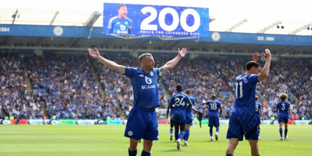 Vardy sa pripojí k takmer tuctu hráčov Leicesteru na výjazdu Fox

