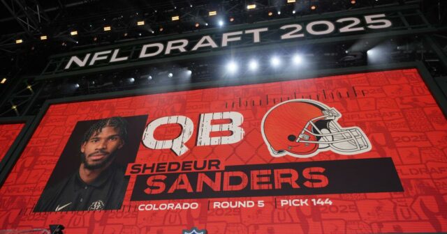 Ventilátor spoločnosti Sherger Sanders žaloval NFL za 100 miliónov dolárov na páde konceptu


