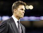 Víťaz Super Bowl Charles Woodson zmenil analytik NFL Tom Bradyt s kontroverznou transakciou