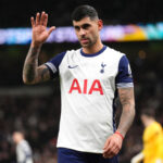 Víťaz svetového pohára -Star žiada Tottenham Ace, aby sa k nemu pripojil v La Liga