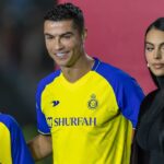 Vo vnútri futbalových brázdy v Saudskej Arábii so zákazom futbalového športu oblečenia