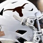 Vysokoškolský futbal: Hráč Texasu zatknutý za DWI, prijal nábor do Strip Club