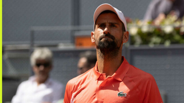 Vzrušujúce obrázky praktických obrázkov Novak Djokoviča kladú veľa otázok

