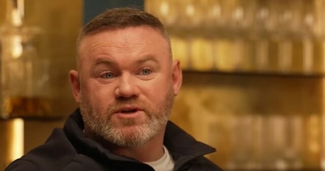 Wayne Rooney napísal hráčom až po dvoch hrách, keď premýšľal o krutom vrecku

