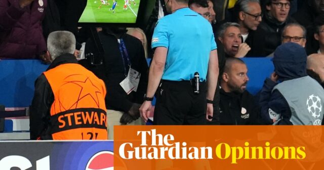Wenger sa bude starať o varivá, ale regulácia hádzanej je skutočným problémom | Videoklip Assistant Adpires (VARS) 


