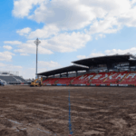 Nové ihrisko spoločnosti Wrexham je nastavené tak, aby stálo približne 1 milión GBP