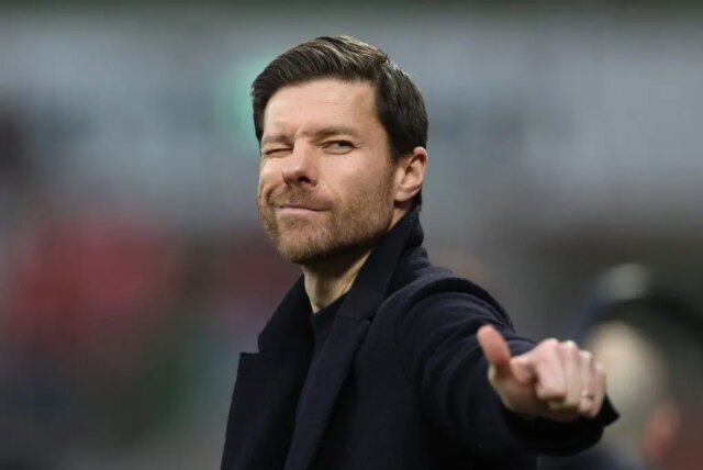 Xabi Alonso chce „ukradnúť“ cieľ prenosu v Barcelone pre Real Madrid

