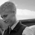 Young Jockey s'est retrouvé mort dans le cours de course en tête en troisième tragédie en quatre ans
