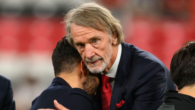 Zamestnanci Man Utd spájajú Ratcliffe v skríningovej párty ako zvuky „Smrť

