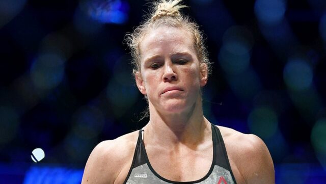 Znaky boxu Jake Paula, bývalý majster UFC Holly Holm

