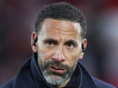 Ferdinand nalieha na hviezdu Red Devils, aby bola počas AFCON na lavičke „ostrý ako žiletka“. „Arsenal“. Muž utd legenda ferdinand poškodzuje predpoveď psg