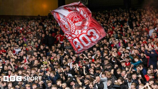 Aberdeen fans at Hampden