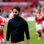 Man United Boss Ruben Amorim je na obrázku potom, čo uvidel, ako jeho strana v nedeľu stratila 2-0 na West Ham