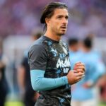 Grealish bol ponechaný na trati pri porážke mesta proti palácovi v sobotu