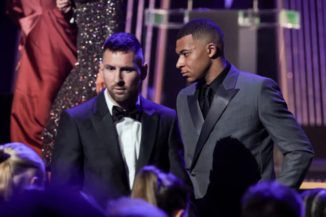 Argentínčan Inter Miami vpred # 10 Lionel Messi z Lionel-Cheres jeho tímu vo Fort Lauderdale / AFP) (fotografia od Chandana Kanna / AFP prostredníctvom Getty Images)          