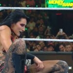 3 Vysvetlenie pre Rhea Ripley, ktorá sa nestane WWE SRA. Peniaze na lavičke