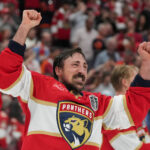 3 hráči Florida Panthers sa nemusia vrátiť budúcu sezónu napriek tomu, že si nárokovali druhý titul Stanley FT Cup. Brad Marchand