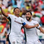 Thiago Silva (vľavo) a Juan Freytes, označené po Fluminense Inter Miláno 2-0