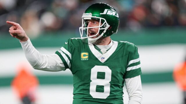Agentúry pre bezplatné agentúry NFL: QB Aaron Rodgers Signs s Steelers

