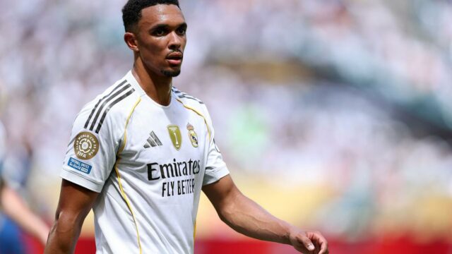 Ako hral Alexander-Arnold vo svojom debute v Real Madrid na Majstrovstvách sveta FIFA Club 2025?

