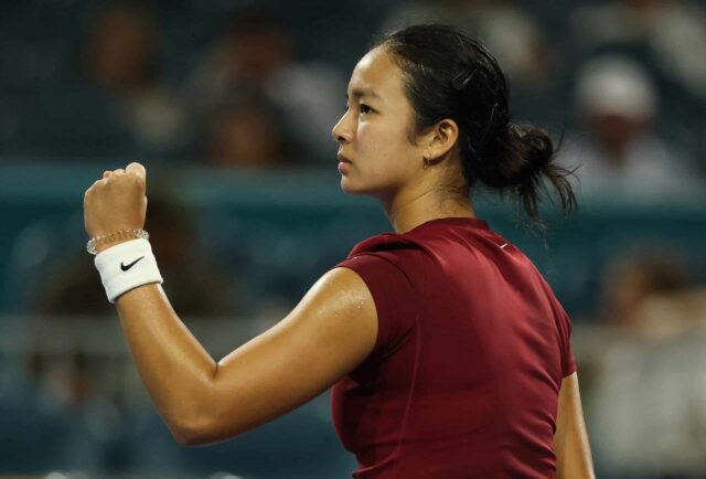 Alex Eala bola vo svojej kandidatúre znížená, aby zničila obrancu šampióna Rebecca Marino z Kanady, ktorá v piatok utrpela stratu 6-1, 0-6, 6 (4) -7 v ženskej asociácii tenisu 125 Lexus Ilkley Open.