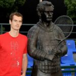 Andy Murray je presvedčený, že socha Wimbledonu zlepšuje neslávne známa terakotovú bojovni v Šanghaji Open