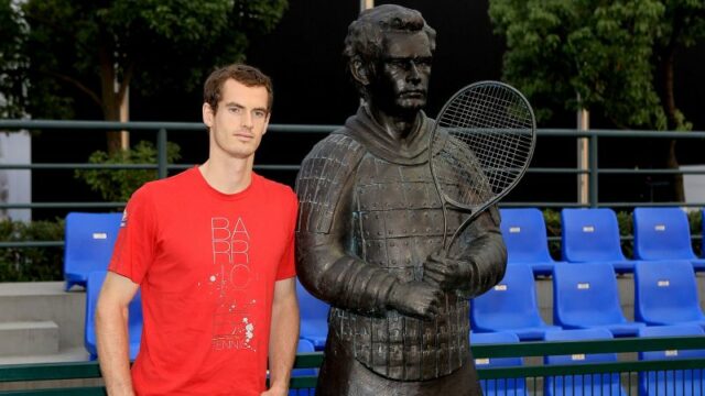 Andy Murray je presvedčený, že socha Wimbledonu zlepšuje neslávne známa terakotovú bojovni v Šanghaji Open

