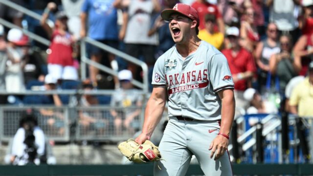 Arkansas 'Gage Wood zaisťuje tretí výstrel v histórii MCWS

