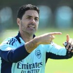 Arsenal je štyri týždne po prenosovej katastrofe a nikto si nevšimol, že Mikel Arteta dilema je jasný