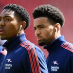 Arsenal už do tímu Mikel Arty pridal dvoch nových hráčov a uložil dvojitý prevod 73 miliónov libier