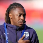 Arsenal vedie diskusie o prenose Ebechi Eze pri sledovaní ďalších štyroch ponúk