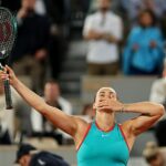 Arnyya Sabalenka si rezervovala svoje miesto vo finále French Open víťazstvom nad každým Swiatom