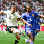 Aston Villa a Bayer Leverkusen majú záujem podpísať obrancu La Liga