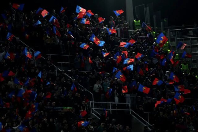 Barcelona oznámila prvý podpis v lete v utorok

