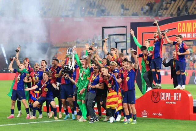 Barcelonská hviezda pripravená „ísť do vojny“ proti klubu

