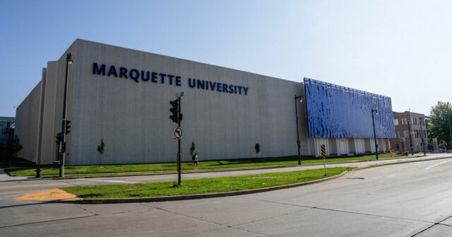 Brett Barnett vymenoval Marquette Head Dámsky tenisový tréner

